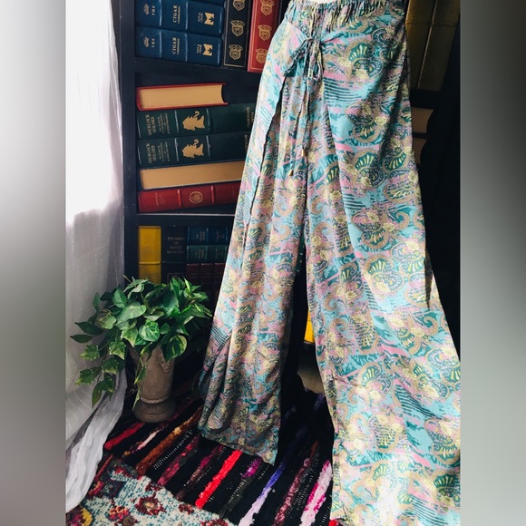 Earthbound Wonderfully Silky Pants - Picture 7 of 8